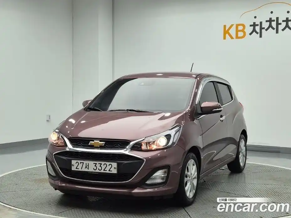 Chevrolet Spark 2018 1.0 автомат (гидро), фото 1