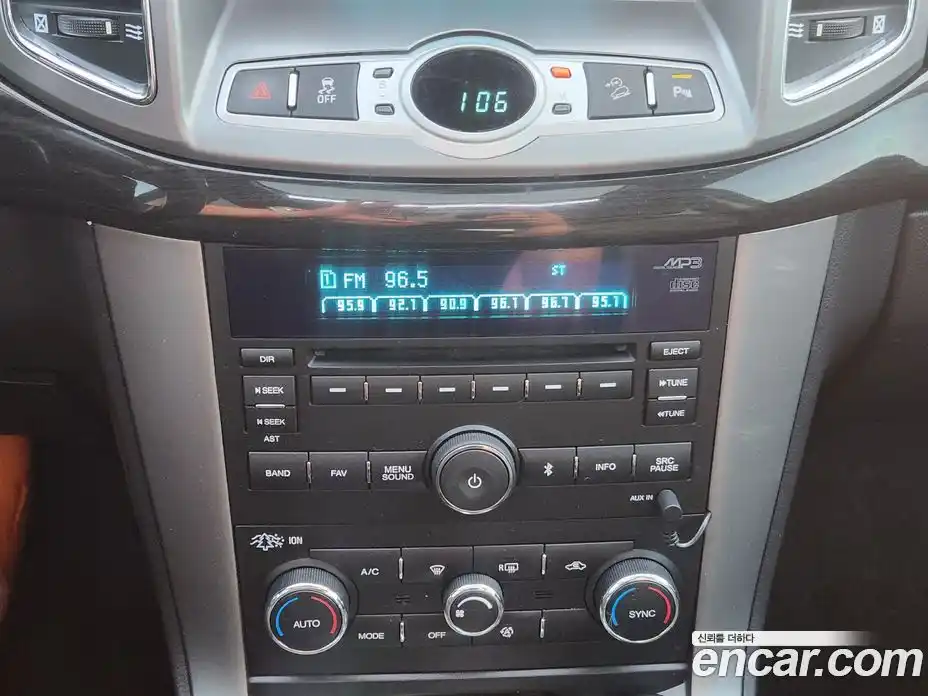 Chevrolet Captiva 2015 2.2 автомат (гидро), фото 16