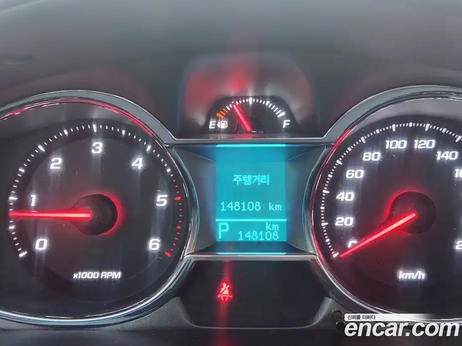 Chevrolet Captiva 2015 2.2 автомат (гидро), фото 17