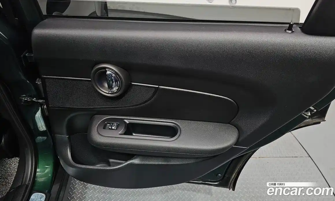 Mini Clubman 2017 2.0 автомат (гидро), фото 15