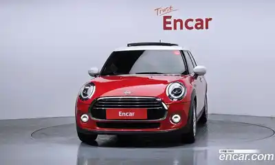 Mini Cooper 2020 1.5 автомат (гидро), миниатюра 3