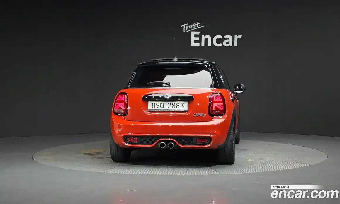 Mini Cooper 2019 2.0 автомат (гидро), фото 4