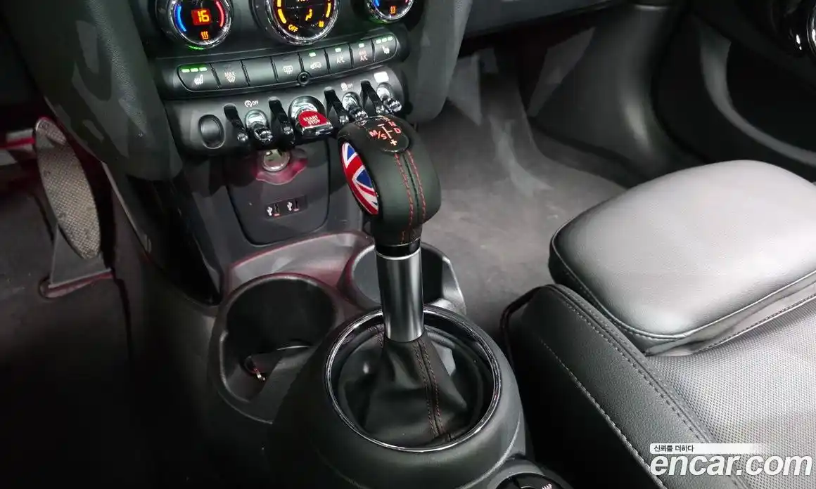 Mini Cooper 2019 2.0 автомат (гидро), фото 9