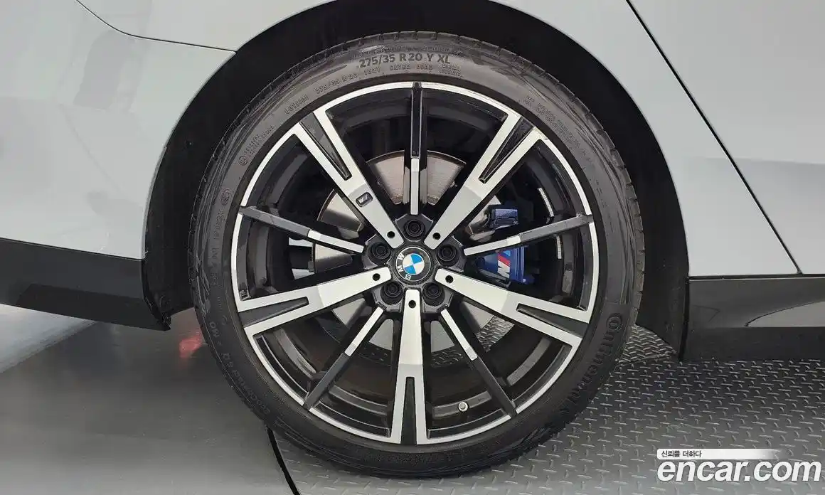BMW 5 серия 2024 2.0 автомат (гидро), фото 5