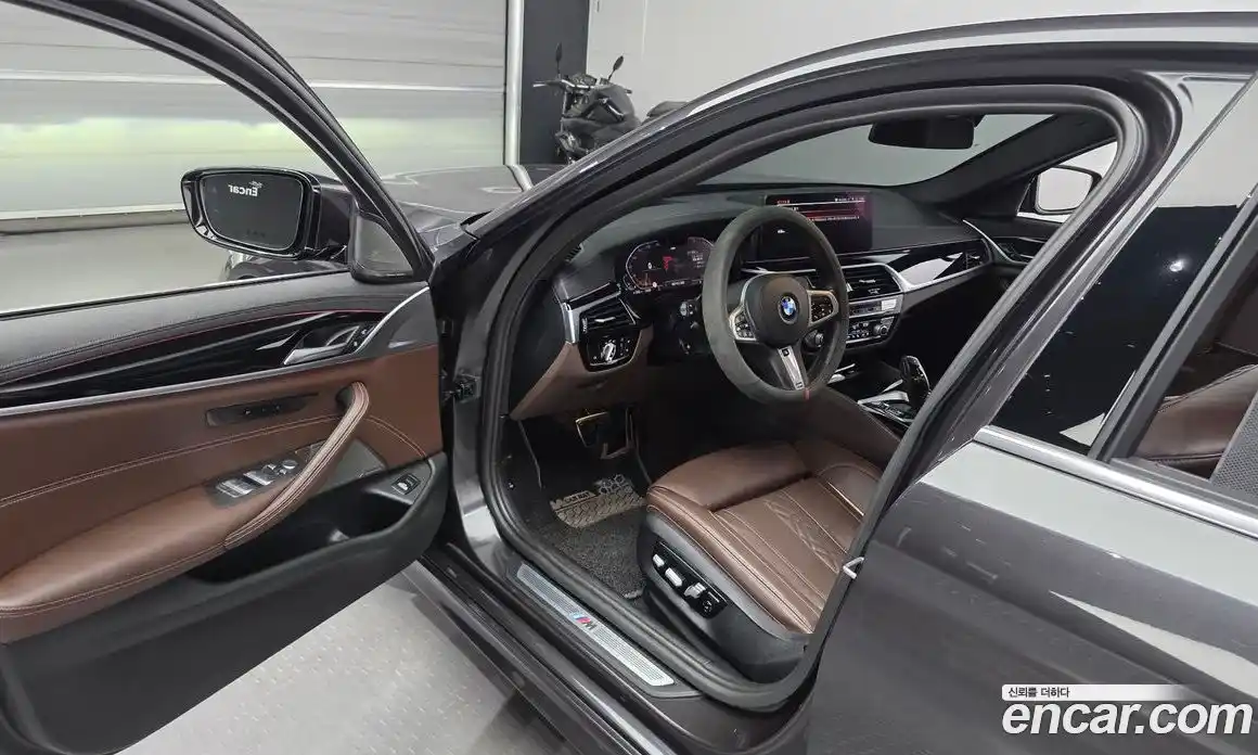 BMW 5 серия 2022 2.0 автомат (гидро), фото 13