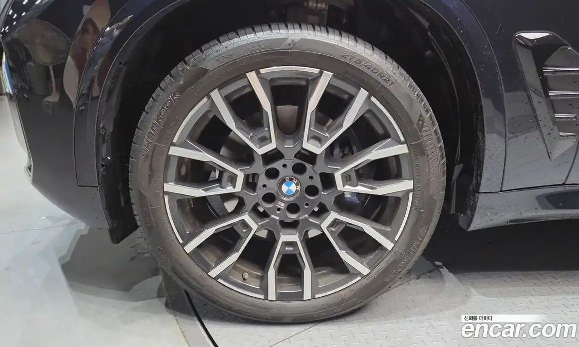 BMW X5 2025 3.0 автомат (гидро), фото 5