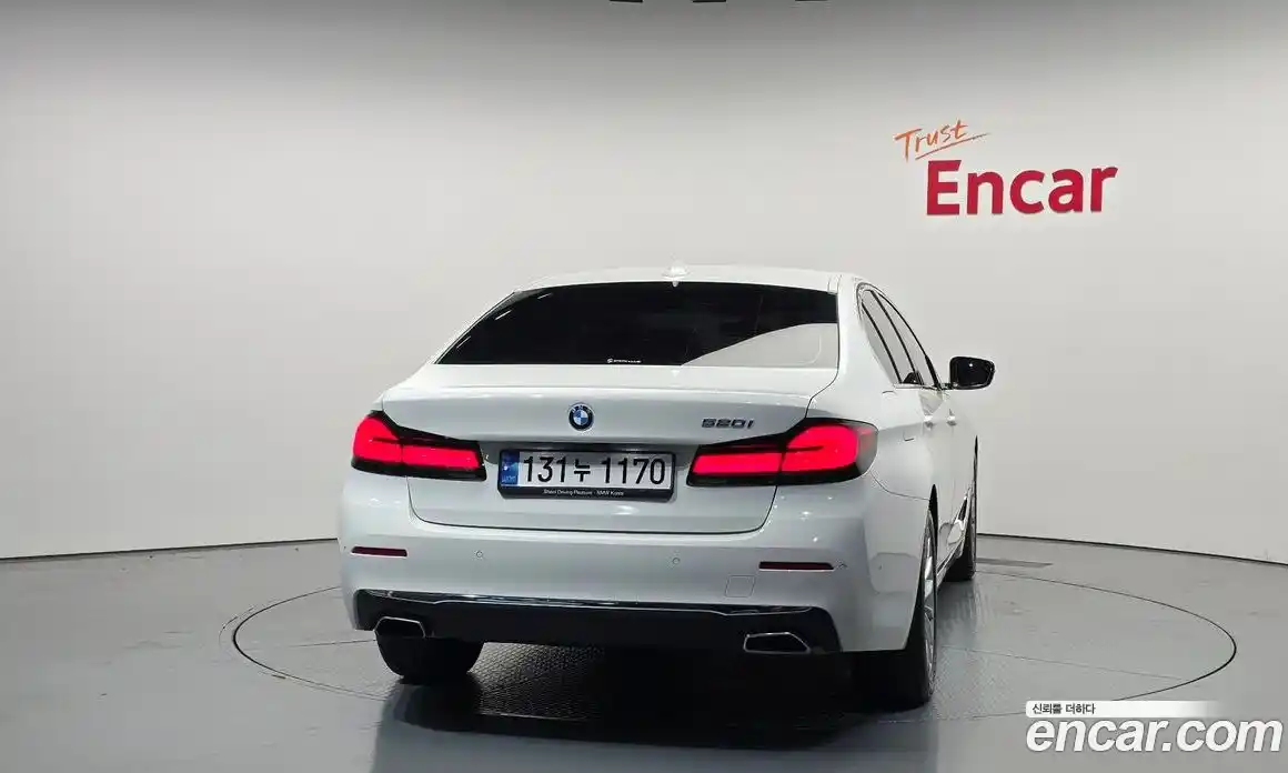 BMW 5 серия 2022 2.0 автомат (гидро), фото 4