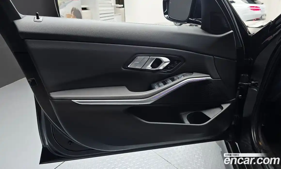 BMW 3 серия 2022 2.0 автомат (гидро), фото 14