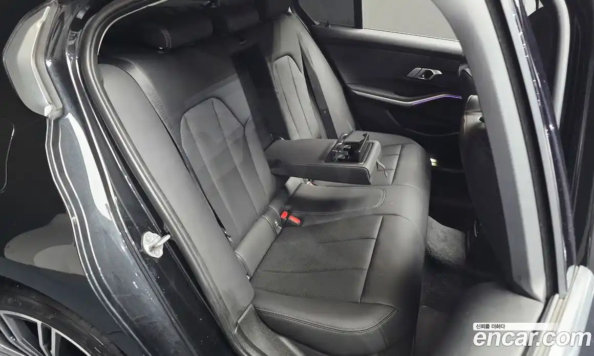 BMW 3 серия 2022 2.0 автомат (гидро), фото 16