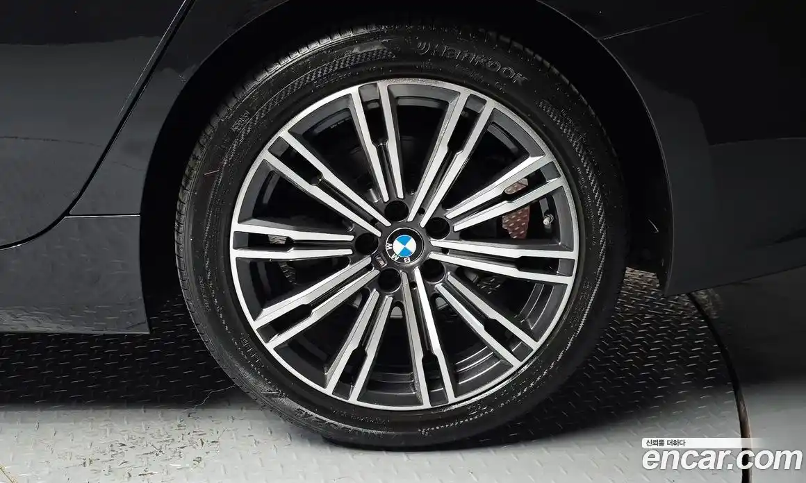 BMW 3 серия 2022 2.0 автомат (гидро), фото 7