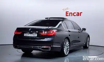 BMW 7 серия 2016 4.4 автомат (гидро), миниатюра 2