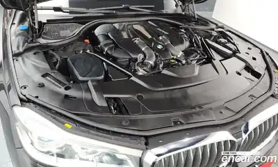 BMW 7 серия 2016 4.4 автомат (гидро), миниатюра 6