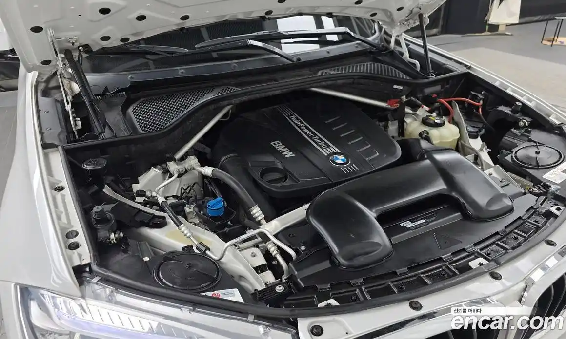 BMW X5 2018 3.0 автомат (гидро), фото 6