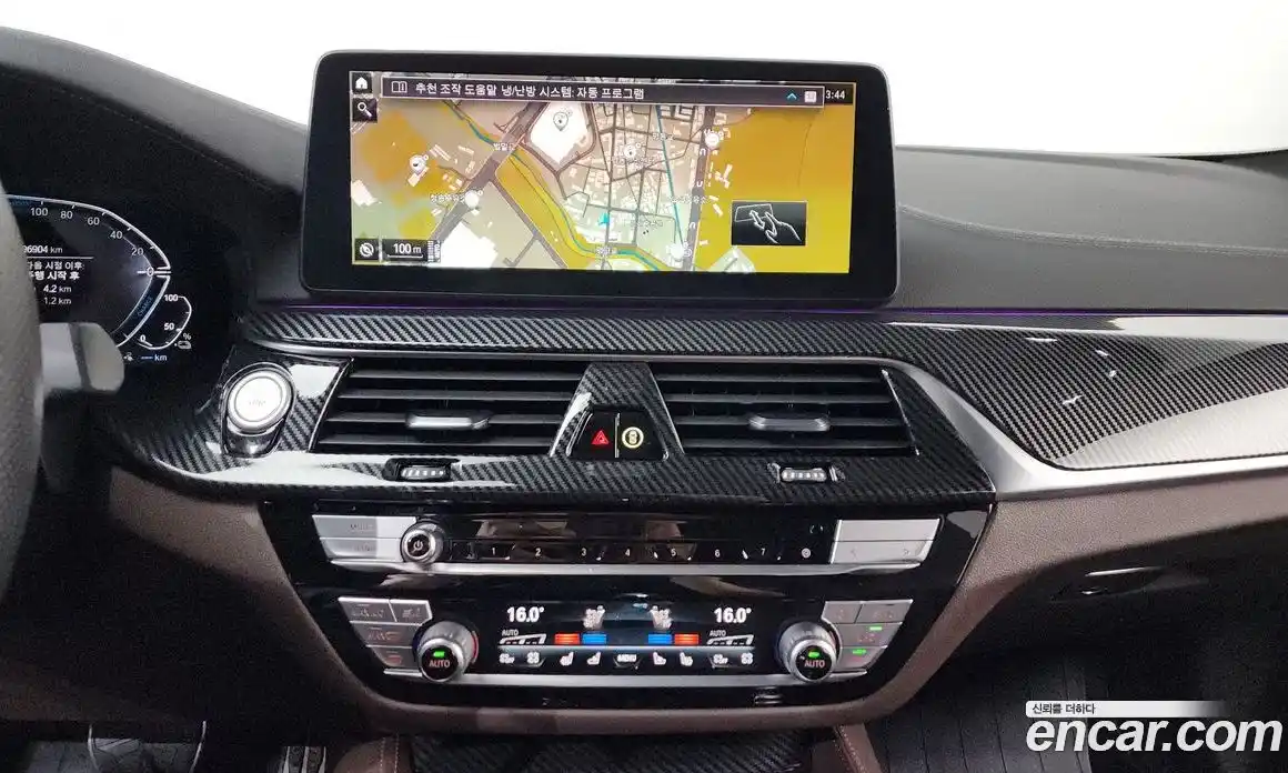 BMW 5 серия 2022 2.0 автомат (гидро), фото 12