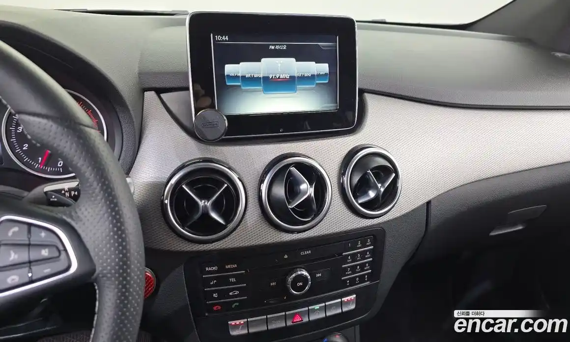 Mercedes-Benz B-Class 2018 2.0 гидро, фото 18