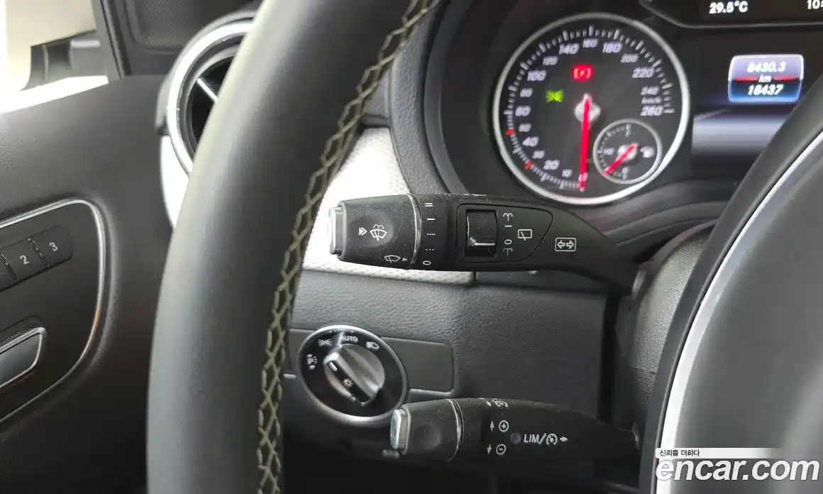 Mercedes-Benz B-Class 2018 2.0 гидро, фото 27