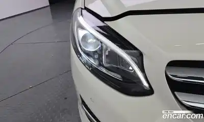 Mercedes-Benz B-Class 2018 2.0 гидро, миниатюра 8