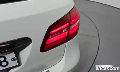 Mercedes-Benz B-Class 2018 2.0 гидро, миниатюра 9