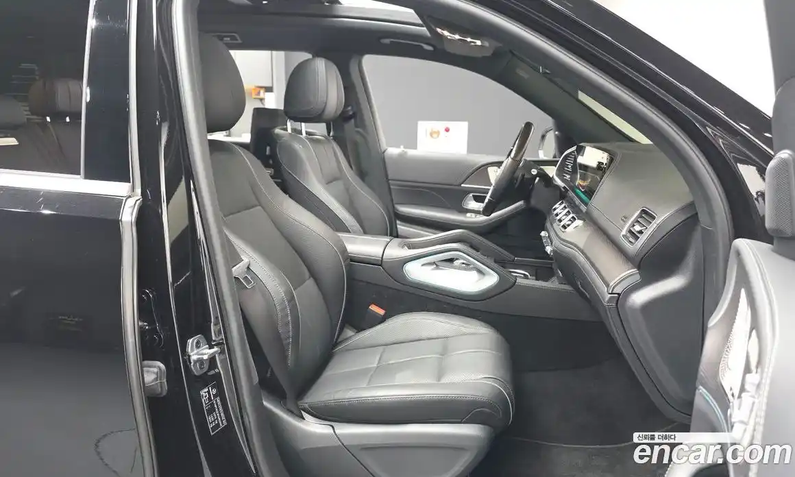 Mercedes-Benz GLS-Class 2023 4.0 гидро, фото 11