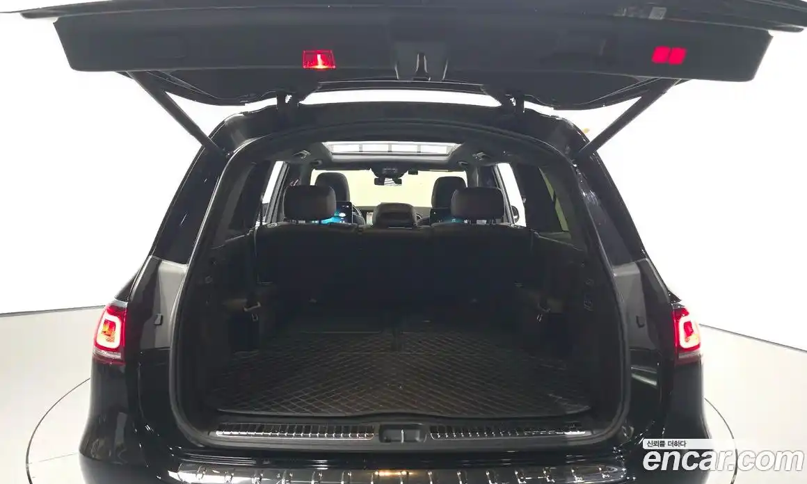Mercedes-Benz GLS-Class 2023 4.0 гидро, фото 20