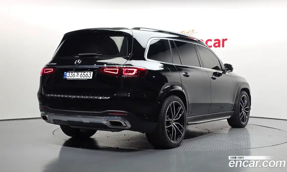 Mercedes-Benz GLS-Class 2023 4.0 гидро, фото 2