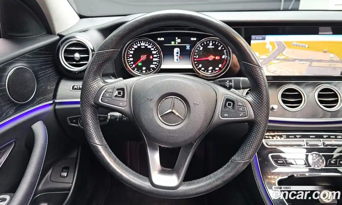 Mercedes-Benz E-Class 2017 1.9 автомат (гидро), фото 18