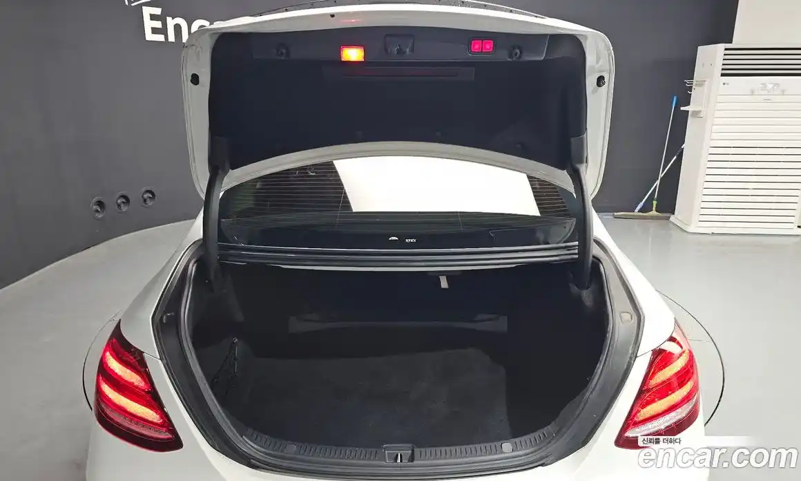 Mercedes-Benz E-Class 2017 1.9 автомат (гидро), фото 26