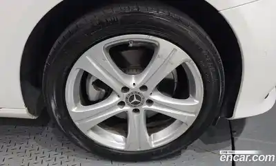 Mercedes-Benz E-Class 2017 1.9 автомат (гидро), миниатюра 7