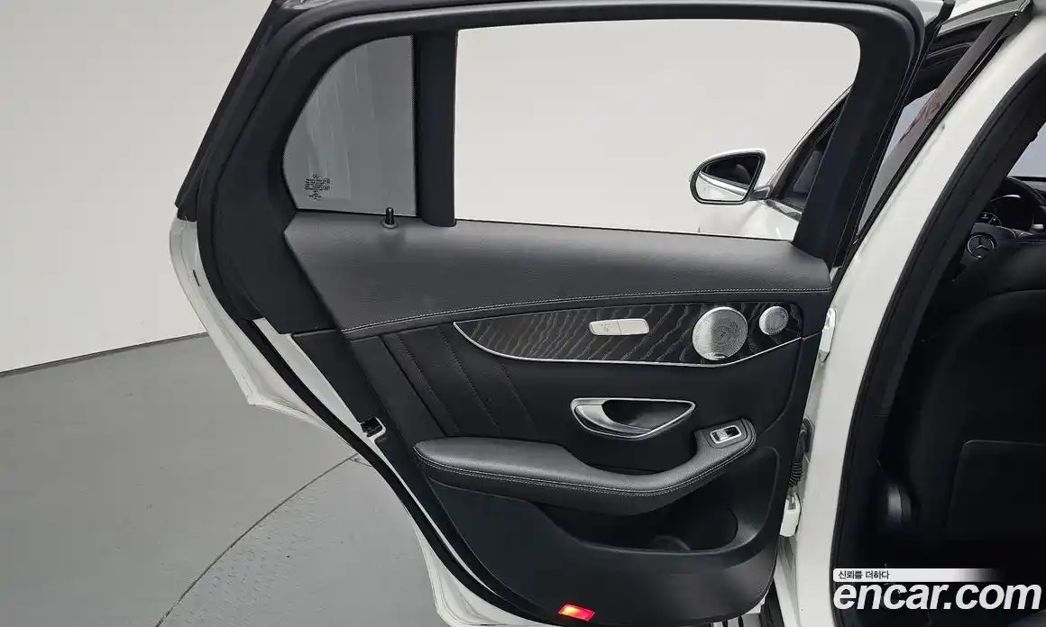 Mercedes-Benz GLC-Class 2017 2.1 гидро, фото 15 Mercedes-Benz GLC-Class 2017 2.1 гидро, фото 15