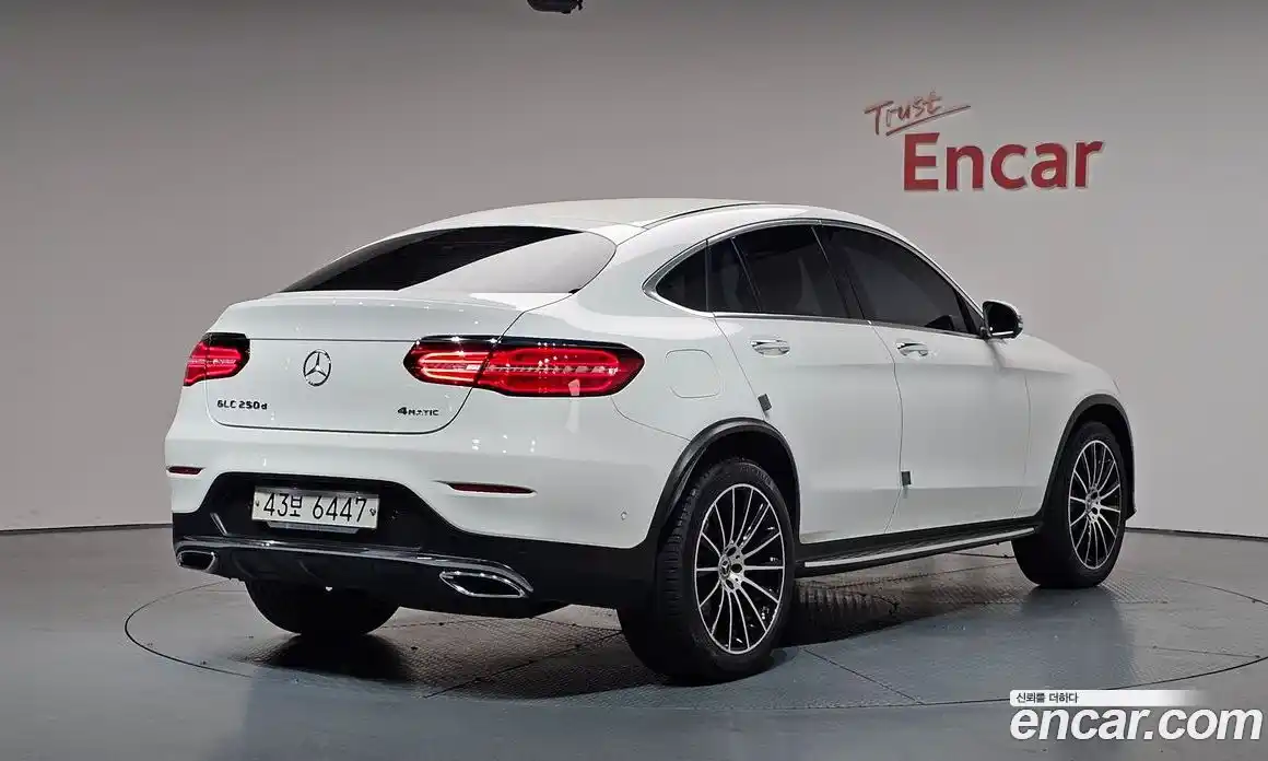 Mercedes-Benz GLC-Class 2017 2.1 гидро, фото 2 Mercedes-Benz GLC-Class 2017 2.1 гидро, фото 2