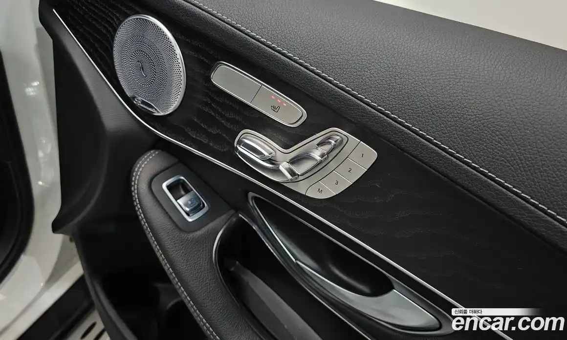 Mercedes-Benz GLC-Class 2017 2.1 гидро, фото 31 Mercedes-Benz GLC-Class 2017 2.1 гидро, фото 31