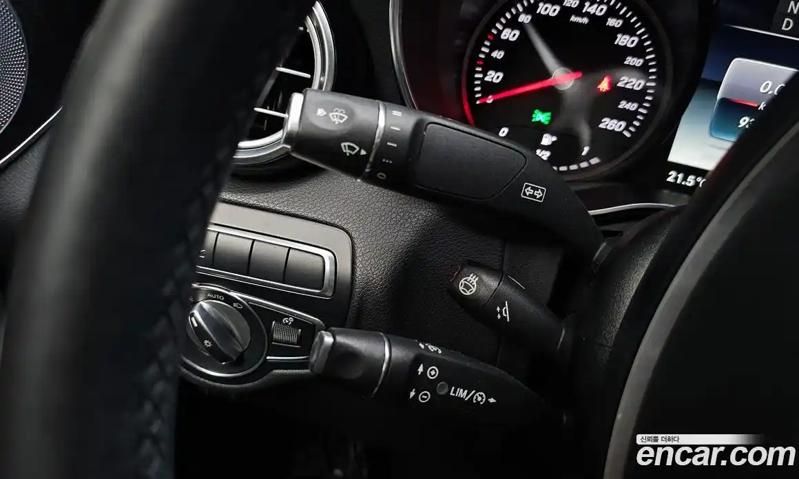 Mercedes-Benz GLC-Class 2017 2.1 гидро, фото 36 Mercedes-Benz GLC-Class 2017 2.1 гидро, фото 36
