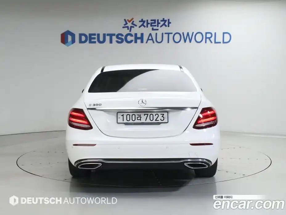 Mercedes-Benz E-Class 2020 2.0 автомат (гидро), фото 4