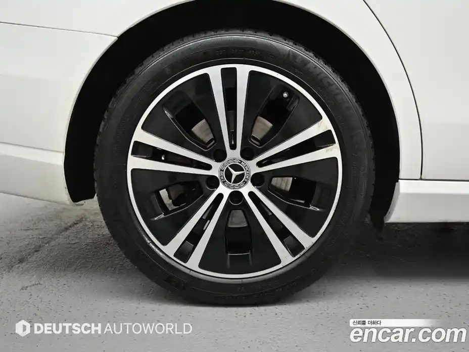 Mercedes-Benz E-Class 2020 2.0 автомат (гидро), фото 5