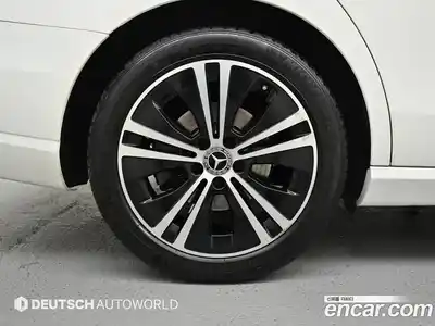Mercedes-Benz E-Class 2020 2.0 автомат (гидро), миниатюра 5