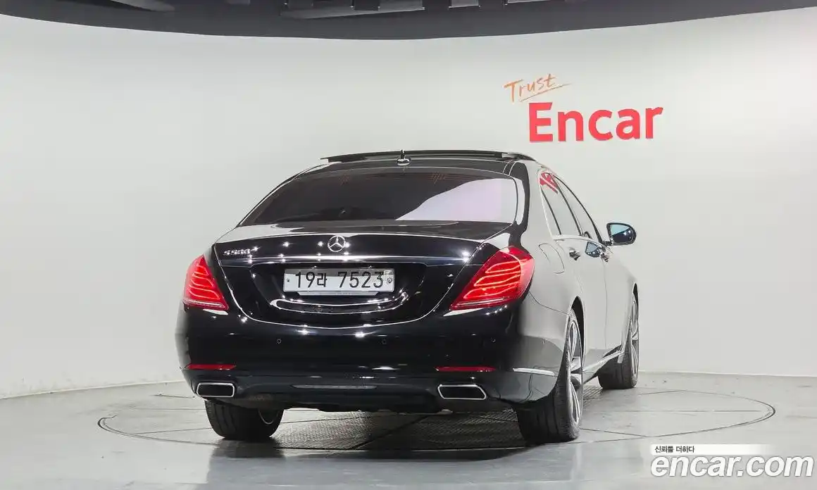 Mercedes-Benz S-Class 2014 4.7 гидро, фото 4 Mercedes-Benz S-Class 2014 4.7 гидро, фото 4