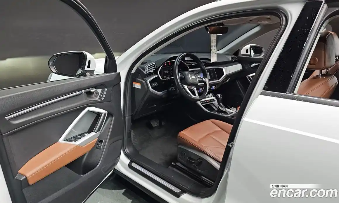 Audi Q3 2022 2.0 автомат (гидро), фото 10
