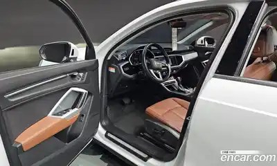 Audi Q3 2022 2.0 автомат (гидро), миниатюра 10