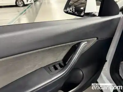 Tesla Model Y 2021 автомат (гидро), миниатюра 11 Tesla Model Y 2021 автомат (гидро), миниатюра 11