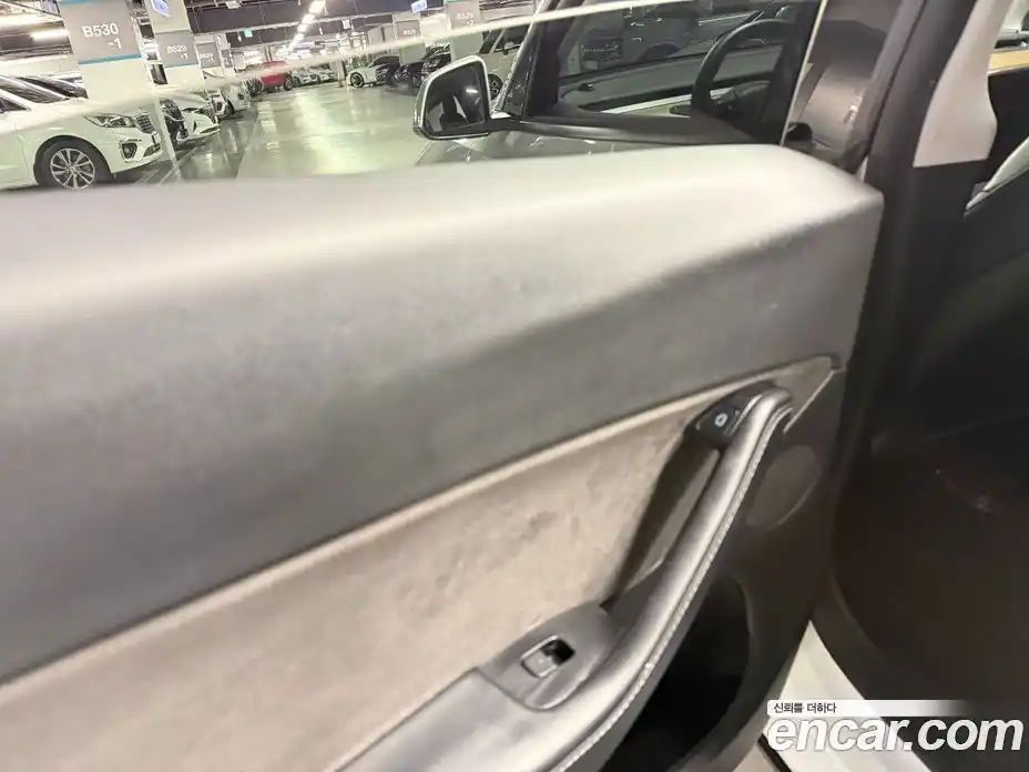 Tesla Model Y 2021 автомат (гидро), фото 17 Tesla Model Y 2021 автомат (гидро), фото 17