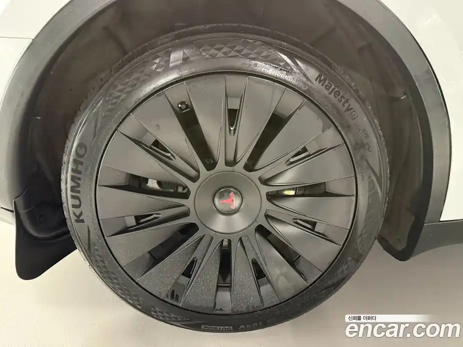 Tesla Model Y 2021 автомат (гидро), фото 20 Tesla Model Y 2021 автомат (гидро), фото 20