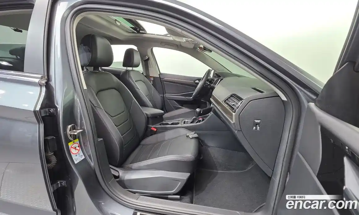 Volkswagen Jetta 2021 1.4 автомат (гидро), фото 13