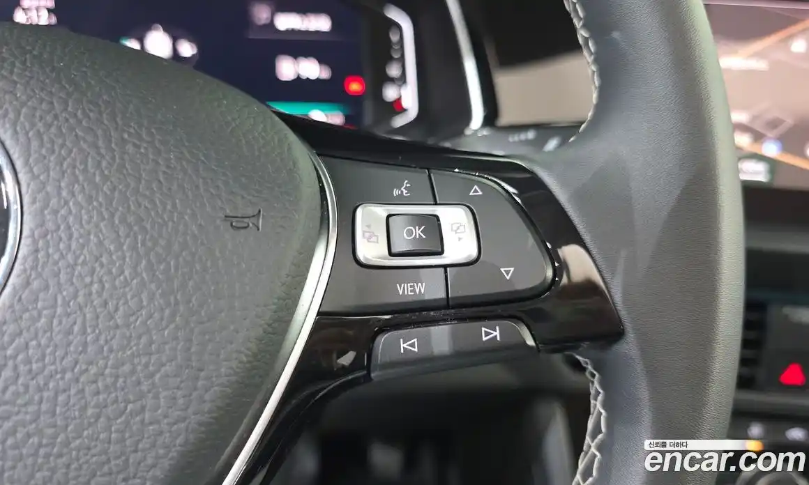 Volkswagen Jetta 2021 1.4 автомат (гидро), фото 16