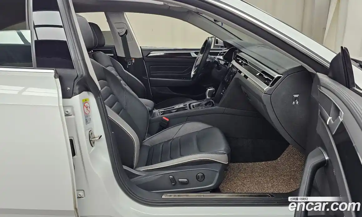 Volkswagen Arteon 2022 2.0 автомат (гидро), фото 16