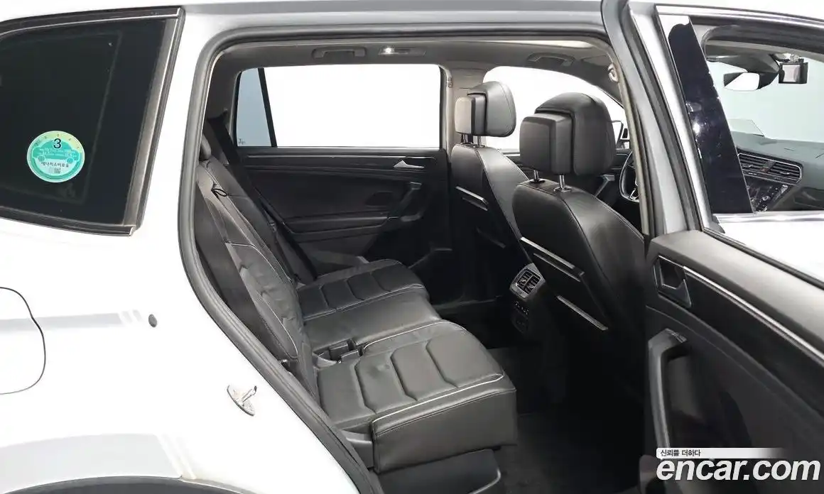 Volkswagen Tiguan 2018 2.0 автомат (гидро), фото 11