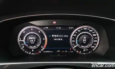Volkswagen Tiguan 2018 2.0 автомат (гидро), миниатюра 8