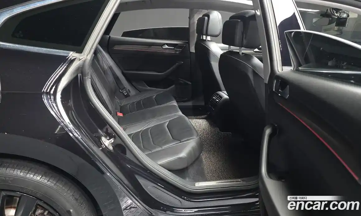 Volkswagen Arteon 2019 2.0 автомат (гидро), фото 12