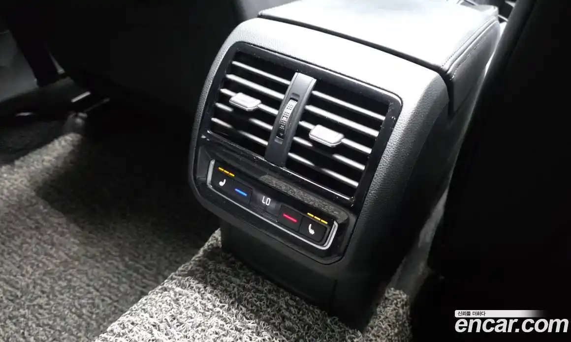 Volkswagen Arteon 2019 2.0 автомат (гидро), фото 19