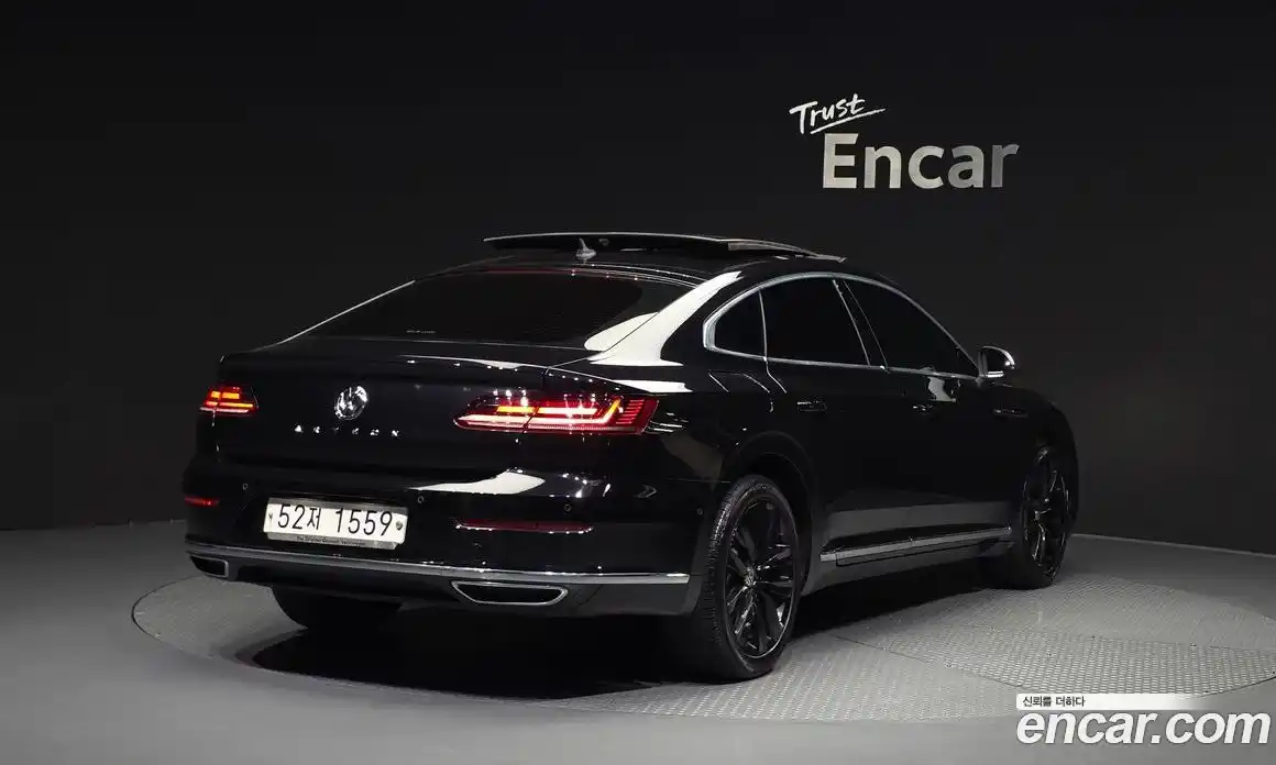 Volkswagen Arteon 2019 2.0 автомат (гидро), фото 2