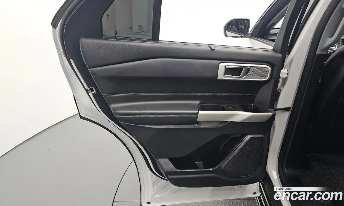 Ford Explorer 2020 2.3 автомат (гидро), фото 15